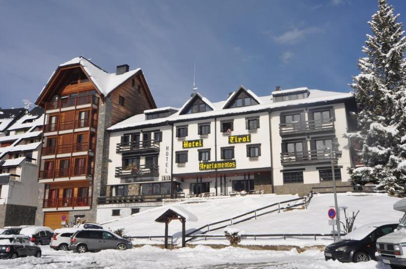 Hotel Tirol Formigal Dış mekan fotoğraf